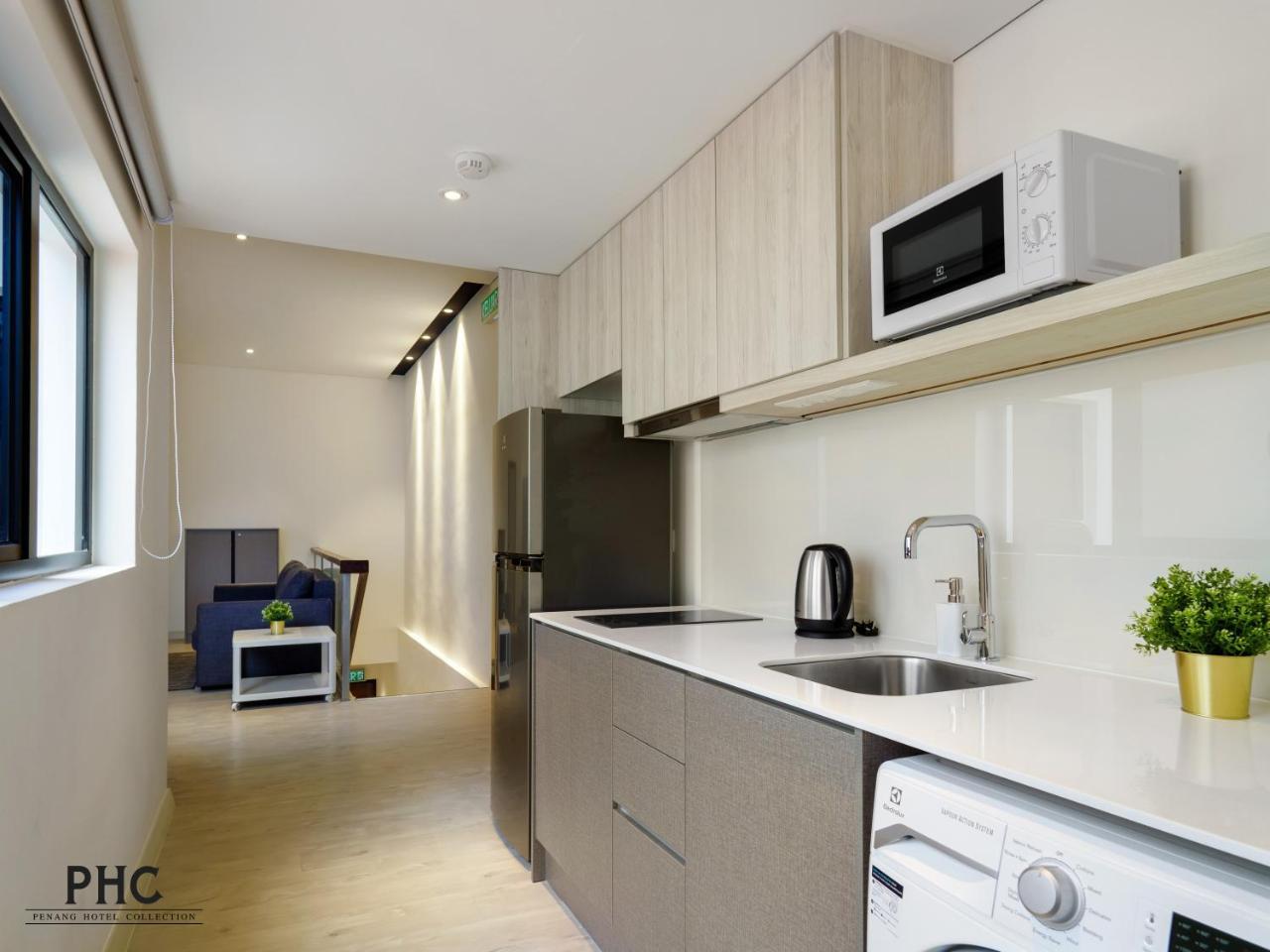 Macallum Central Hotel Managed By The Ascott Limited Джордж Таун Екстериор снимка